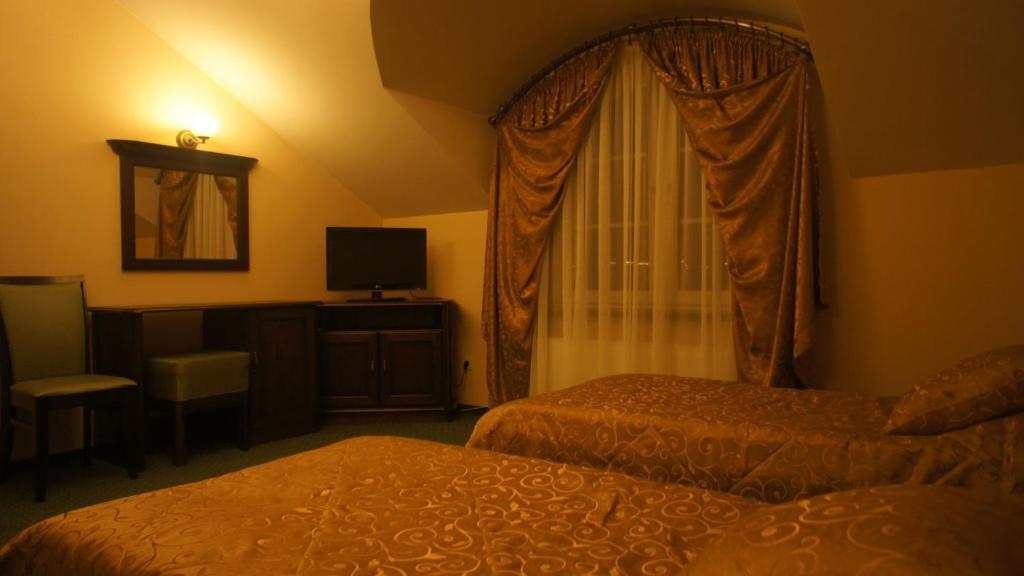 Zloty Dworek Motel Nieporęt Szoba fotó